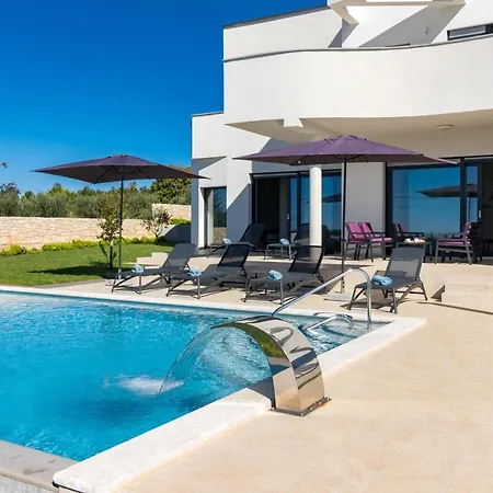 Eleonora, Luxury In Visnjan, Zuzici, Near Porec *