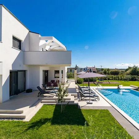 Eleonora, Luxury In Visnjan, Zuzici, Near Porec * Visnjan