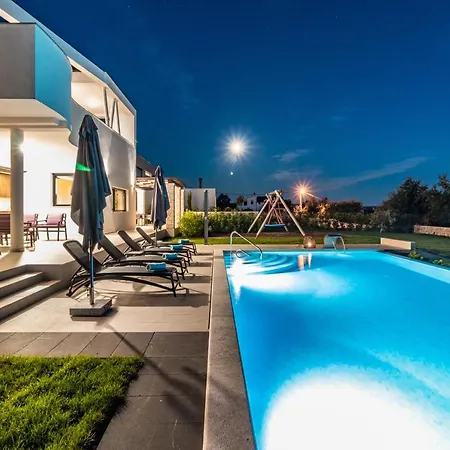 Eleonora, Luxury In Visnjan, Zuzici, Near Porec *