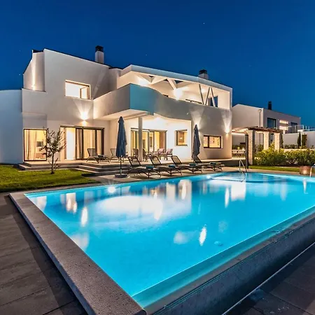 Eleonora, Luxury In Visnjan, Zuzici, Near Porec Visnjan