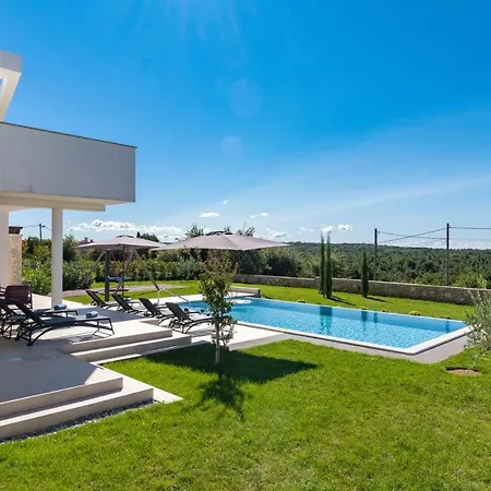 Eleonora, Luxury In Visnjan, Zuzici, Near Porec * Visnjan