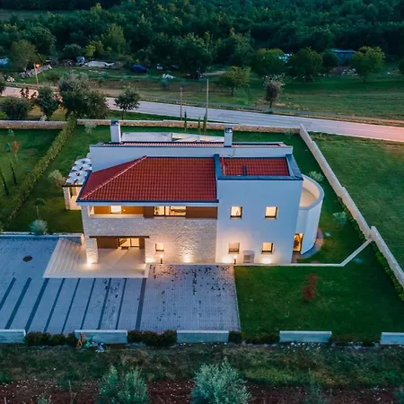 Villa Eleonora, Luxury In Visnjan, Zuzici, Near Porec *
